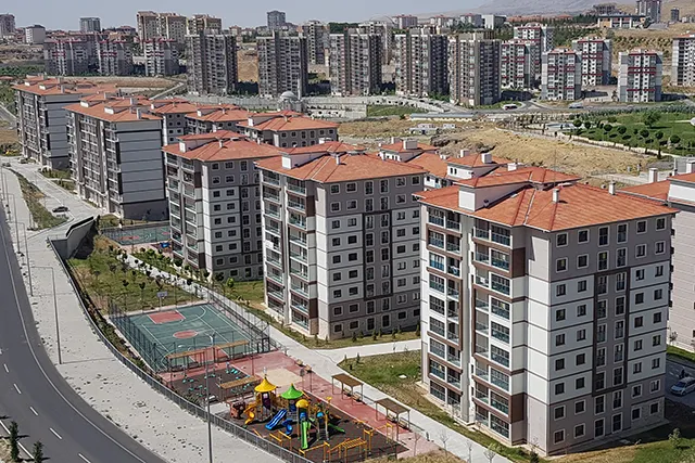 NİĞDE İLİ MERKEZ EFENDİBEY MAHALLESİ KENTSEL DÖNÜŞÜM VE GELİŞİM PROJESİ 3.ETAP 1.BÖLGE 944 ADET KONUT, 80 ADET DÜKKAN, 1 ADET 24 DERSLİKLİ İLKÖĞRETİM OKULU İNŞAATLARI İLE ALTYAPI VE ÇEVRE DÜZENLEMESİ İŞİ