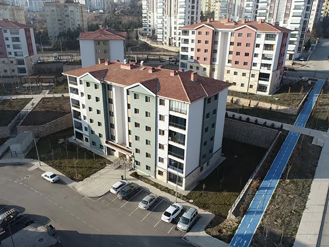 ELAZIĞ İLİ MERKEZ İLÇESİ ABDULLAHPAŞA MAH. 3 ETAP 617 ADET KONUT, 72 ADET DÜKKAN, 1 ADET FIRIN VE 1 ADET KARAKOL İNŞAATLARI İLE ALTYAPI VE ÇEVRE DÜZENLEMESİ İŞİ