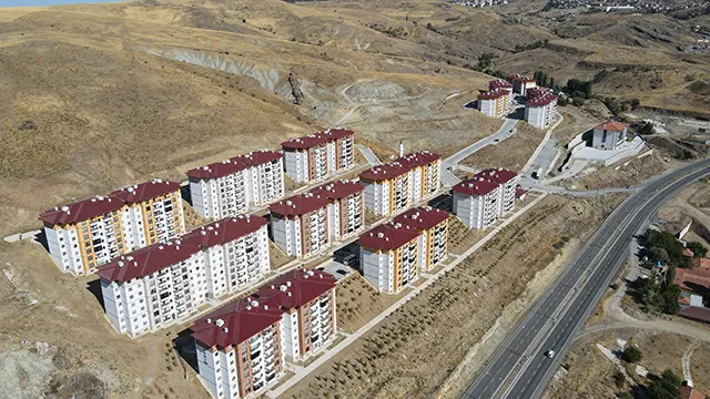 YOZGAT İLİ MERKEZ İLÇESİ MUTAFOĞLU 2 MINTIKA MAHALLESİ 643 ADET KONUT, 1 ADET TİCARET MERKEZİ VE 1 ADET CAMİ İNŞAATLARI İLE ALTYAPI VE ÇEVRE DÜZENLEMESİ İŞİ