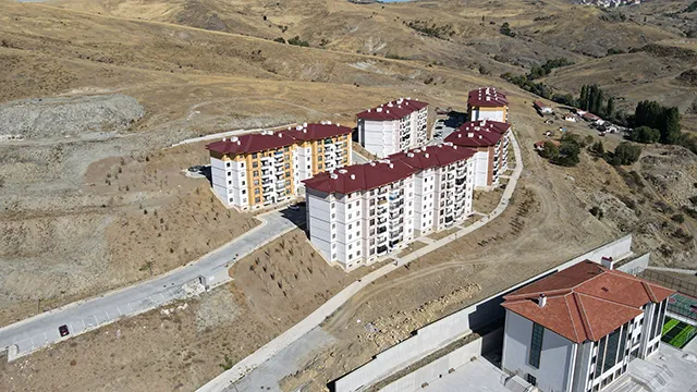 YOZGAT İLİ MERKEZ İLÇESİ MUTAFOĞLU 2 MINTIKA MAHALLESİ 643 ADET KONUT, 1 ADET TİCARET MERKEZİ VE 1 ADET CAMİ İNŞAATLARI İLE ALTYAPI VE ÇEVRE DÜZENLEMESİ İŞİ
