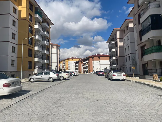 YOZGAT İLİ MERKEZ İLÇESİ MUTAFOĞLU 2 MINTIKA MAHALLESİ 643 ADET KONUT, 1 ADET TİCARET MERKEZİ VE 1 ADET CAMİ İNŞAATLARI İLE ALTYAPI VE ÇEVRE DÜZENLEMESİ İŞİ