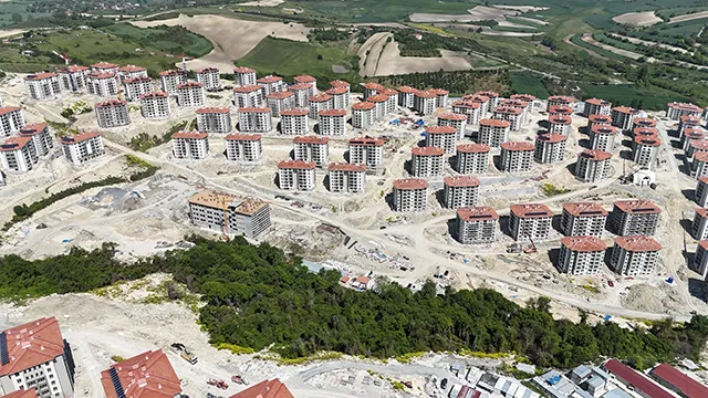 İSTANBUL İLİ ARNAVUTKÖY İLÇESİ BAKLALI MAHALLESİ 4. ETAP 826 ADET KONUT VE 1 ADET İLKÖĞRETİM OKULU İNŞAATLARI İLE ALTYAPI VE ÇEVRE DÜZENLEME İŞİ