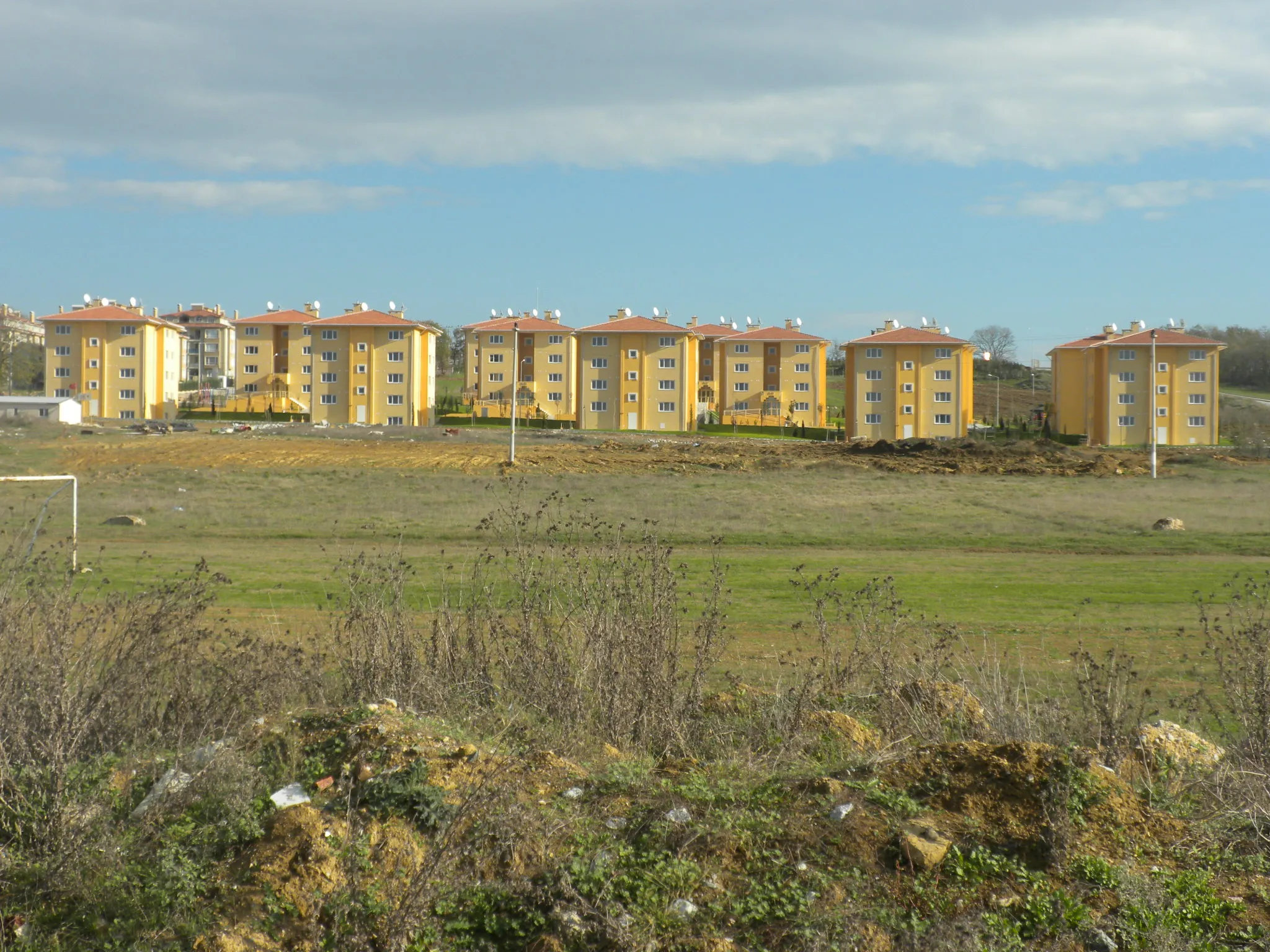 ADAPAZARI 496 ADET KONUT İLE ADAİÇİ GENEL ALTYAPI VE ÇEVRE DÜZENLEMESİ İNŞAATI İŞLERİ