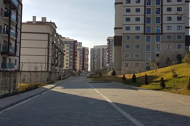 NİĞDE İLİ MERKEZ EFENDİBEY MAHALLESİ KENTSEL DÖNÜŞÜM VE GELİŞİM PROJESİ 3.ETAP 1.BÖLGE 944 ADET KONUT, 80 ADET DÜKKAN, 1 ADET 24 DERSLİKLİ İLKÖĞRETİM OKULU İNŞAATLARI İLE ALTYAPI VE ÇEVRE DÜZENLEMESİ İŞİ