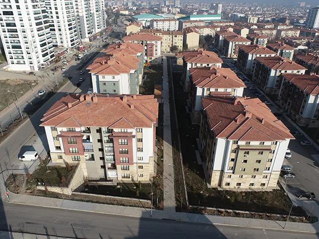 ELAZIĞ İLİ MERKEZ İLÇESİ ABDULLAHPAŞA MAH. 3 ETAP 617 ADET KONUT, 72 ADET DÜKKAN, 1 ADET FIRIN VE 1 ADET KARAKOL İNŞAATLARI İLE ALTYAPI VE ÇEVRE DÜZENLEMESİ İŞİ