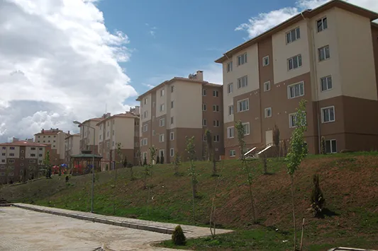 ELAZIĞ ZAFRAN İKİTELLİ MAH. KARAAHMET MEVKİİ 636 KONUT, SOSYAL TESİS, 32 DERSLİKLİ İLKÖĞRETİM OKULU VE CAMİİ, ELAZIĞ PALU CAMİ TAMAMLAMA İNŞAATLARI  İLE ADAİÇİ ALTYAPI VE ÇEVRE DÜZENLEMESİ İNŞAATI İŞLERİ