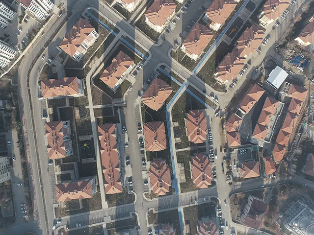 ELAZIĞ İLİ MERKEZ İLÇESİ ABDULLAHPAŞA MAH. 3 ETAP 617 ADET KONUT, 72 ADET DÜKKAN, 1 ADET FIRIN VE 1 ADET KARAKOL İNŞAATLARI İLE ALTYAPI VE ÇEVRE DÜZENLEMESİ İŞİ