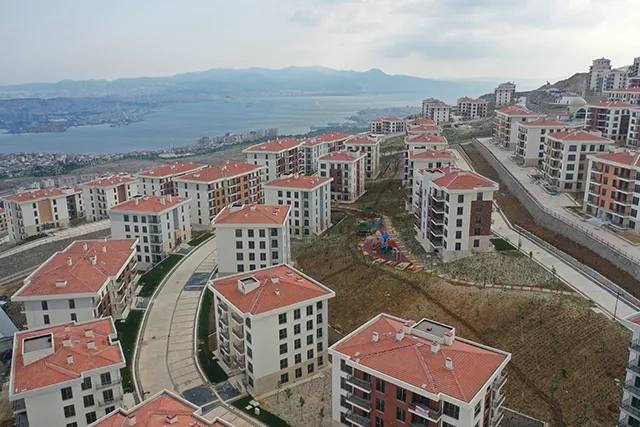 İZMİR İLİ BAYRAKLI İLÇESİ REZERV ALAN 5.ETAP 627 ADET KONUT VE 12 ADET DÜKKAN İNŞAATLARI İLE ALTYAPI VE ÇEVRE DÜZENLEMESİ İŞİ