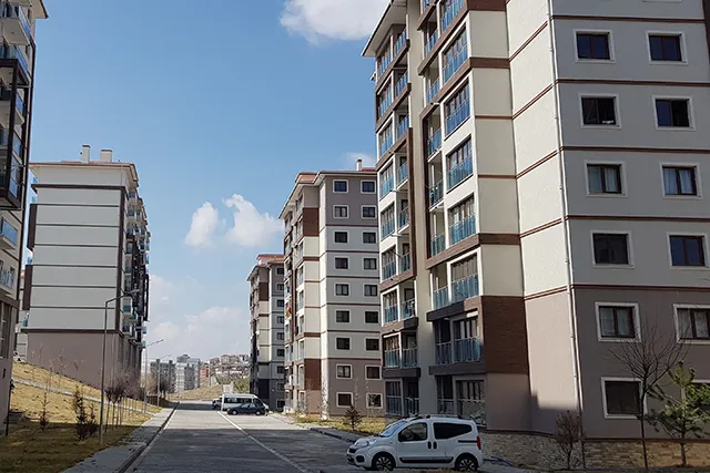 NİĞDE İLİ MERKEZ EFENDİBEY MAHALLESİ KENTSEL DÖNÜŞÜM VE GELİŞİM PROJESİ 3.ETAP 1.BÖLGE 944 ADET KONUT, 80 ADET DÜKKAN, 1 ADET 24 DERSLİKLİ İLKÖĞRETİM OKULU İNŞAATLARI İLE ALTYAPI VE ÇEVRE DÜZENLEMESİ İŞİ