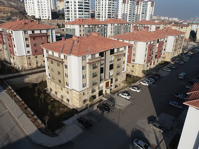 ELAZIĞ İLİ MERKEZ İLÇESİ ABDULLAHPAŞA MAH. 3 ETAP 617 ADET KONUT, 72 ADET DÜKKAN, 1 ADET FIRIN VE 1 ADET KARAKOL İNŞAATLARI İLE ALTYAPI VE ÇEVRE DÜZENLEMESİ İŞİ