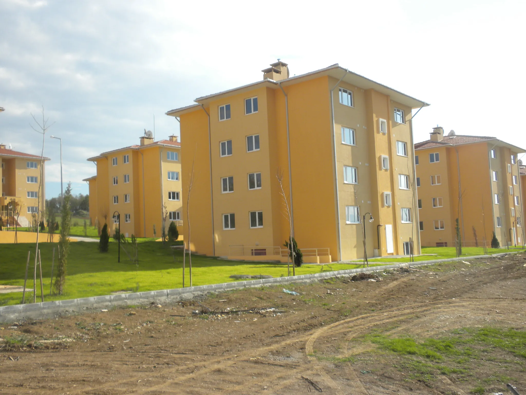 ADAPAZARI 496 ADET KONUT İLE ADAİÇİ GENEL ALTYAPI VE ÇEVRE DÜZENLEMESİ İNŞAATI İŞLERİ