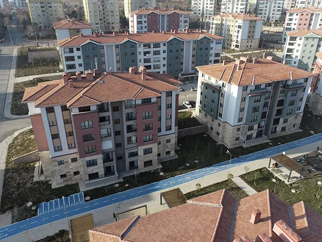 ELAZIĞ İLİ MERKEZ İLÇESİ ABDULLAHPAŞA MAH. 3 ETAP 617 ADET KONUT, 72 ADET DÜKKAN, 1 ADET FIRIN VE 1 ADET KARAKOL İNŞAATLARI İLE ALTYAPI VE ÇEVRE DÜZENLEMESİ İŞİ