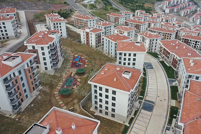 İZMİR İLİ BAYRAKLI İLÇESİ REZERV ALAN 5.ETAP 627 ADET KONUT VE 12 ADET DÜKKAN İNŞAATLARI İLE ALTYAPI VE ÇEVRE DÜZENLEMESİ İŞİ