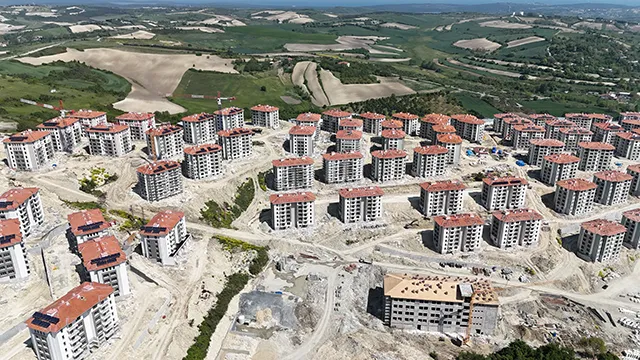 İSTANBUL İLİ ARNAVUTKÖY İLÇESİ BAKLALI MAHALLESİ 4. ETAP 826 ADET KONUT VE 1 ADET İLKÖĞRETİM OKULU İNŞAATLARI İLE ALTYAPI VE ÇEVRE DÜZENLEME İŞİ