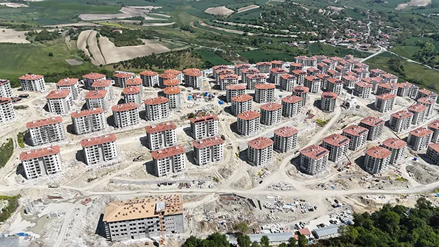 İSTANBUL İLİ ARNAVUTKÖY İLÇESİ BAKLALI MAHALLESİ 4. ETAP 826 ADET KONUT VE 1 ADET İLKÖĞRETİM OKULU İNŞAATLARI İLE ALTYAPI VE ÇEVRE DÜZENLEME İŞİ