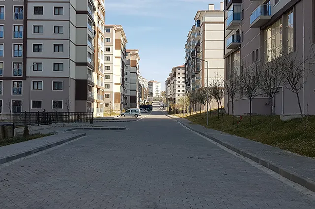 NİĞDE İLİ MERKEZ EFENDİBEY MAHALLESİ KENTSEL DÖNÜŞÜM VE GELİŞİM PROJESİ 3.ETAP 1.BÖLGE 944 ADET KONUT, 80 ADET DÜKKAN, 1 ADET 24 DERSLİKLİ İLKÖĞRETİM OKULU İNŞAATLARI İLE ALTYAPI VE ÇEVRE DÜZENLEMESİ İŞİ