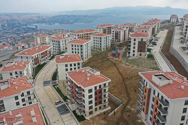 İZMİR İLİ BAYRAKLI İLÇESİ REZERV ALAN 5.ETAP 627 ADET KONUT VE 12 ADET DÜKKAN İNŞAATLARI İLE ALTYAPI VE ÇEVRE DÜZENLEMESİ İŞİ