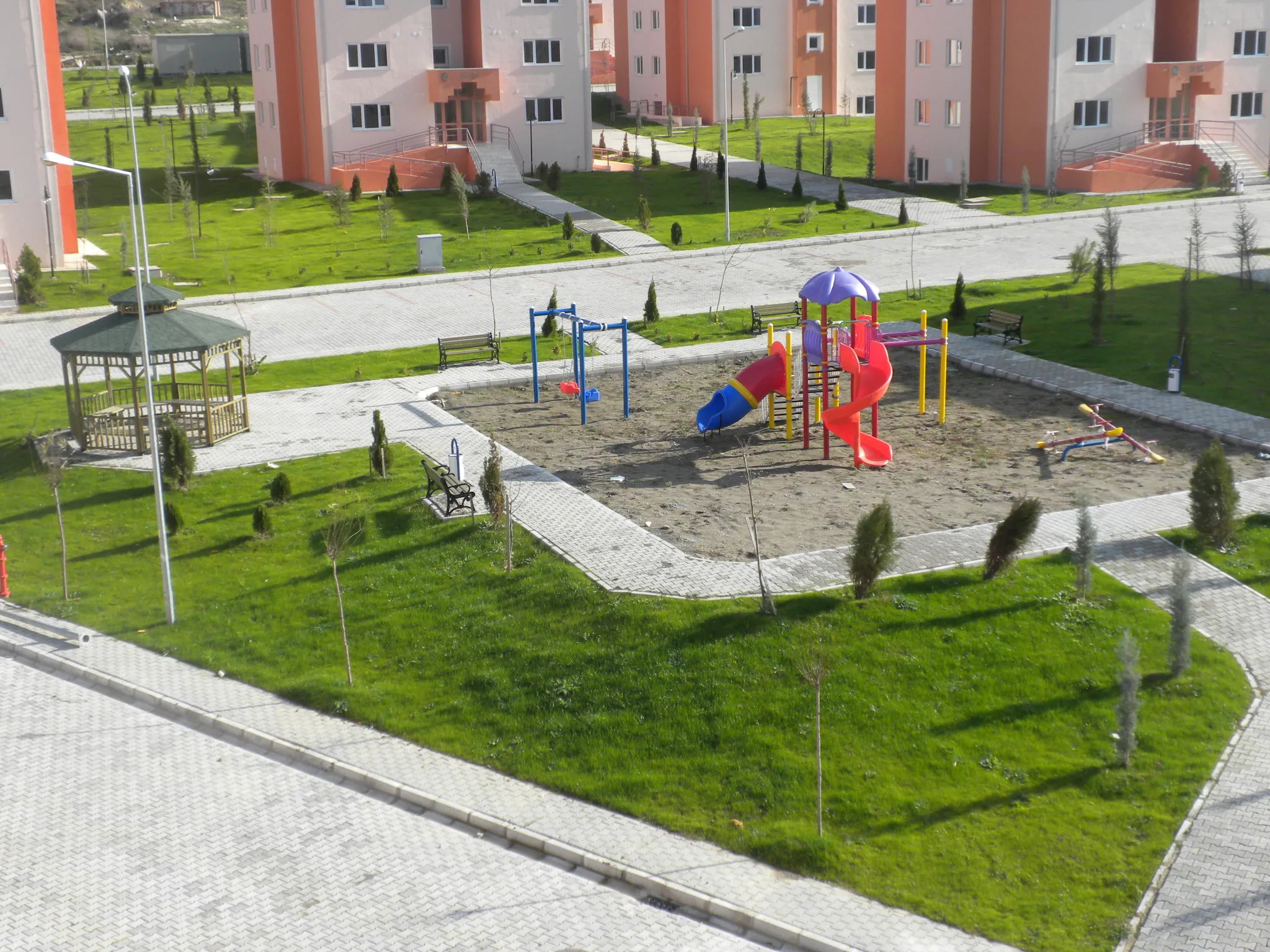 ADAPAZARI 496 ADET KONUT İLE ADAİÇİ GENEL ALTYAPI VE ÇEVRE DÜZENLEMESİ İNŞAATI İŞLERİ