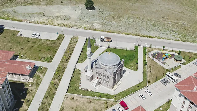 KÜTAHYA İLİ İNKÖY İLÇESİ 627 ADET KONUT, 1 ADET TİCARET MERKEZİ, 1 ADET CAMİ İNŞAATLARI İLE ALTYAPI VE ÇEVRE DÜZENLEMESİ İNŞAATI İŞİ